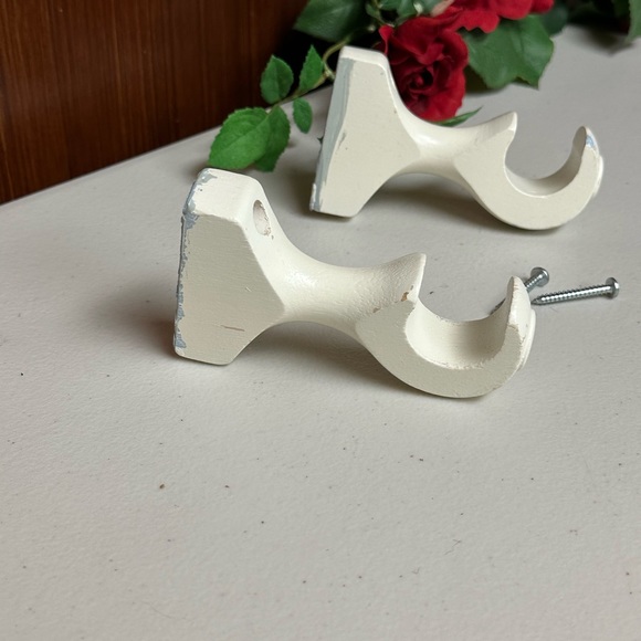 Kirsch Wood Trends 4 1/4 Inch Return Bracket 2 pieces - Picture 8 of 11